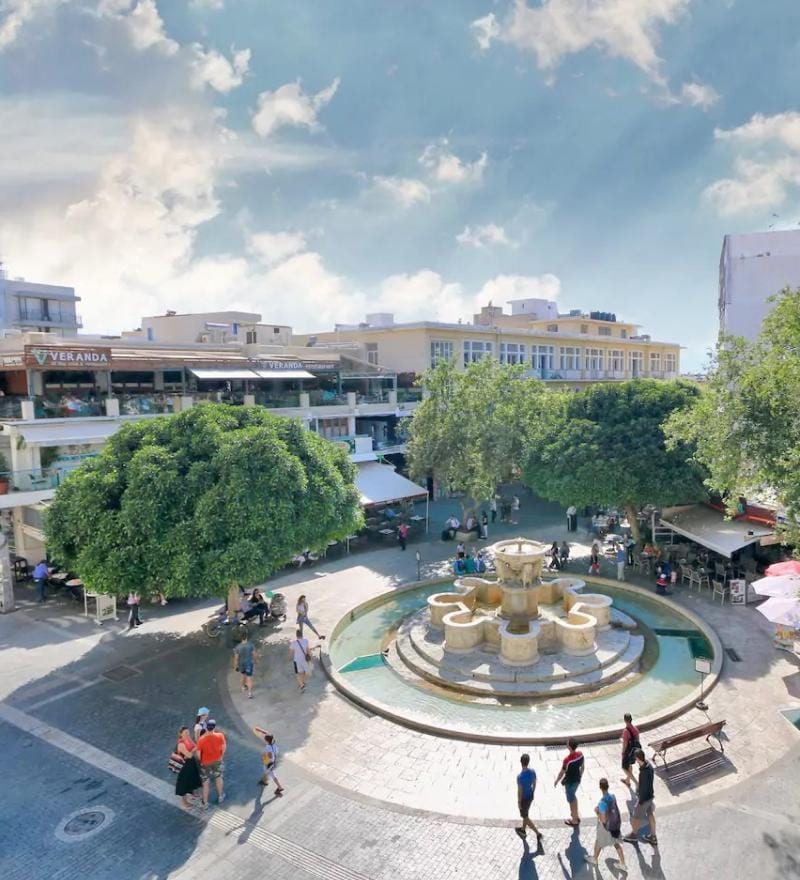 Morosini Fountain Lion Square