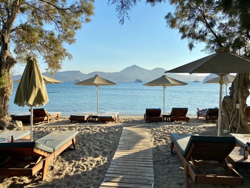 Papikinou Beach