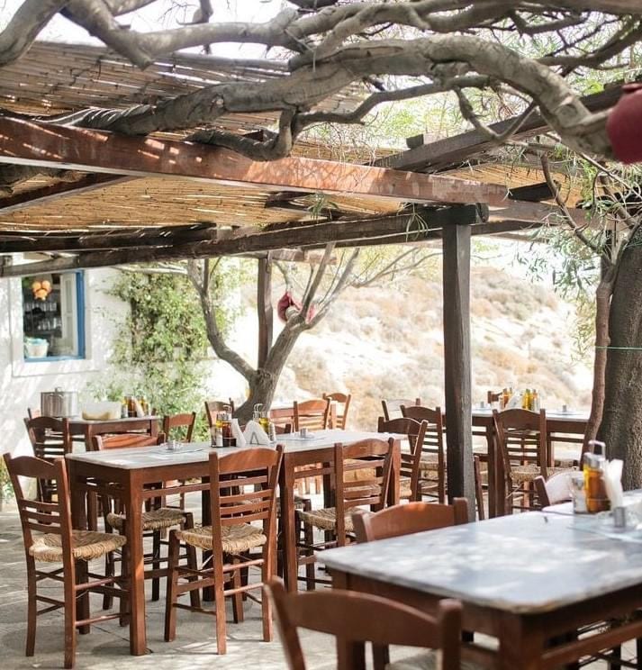 Kiki's Tavern