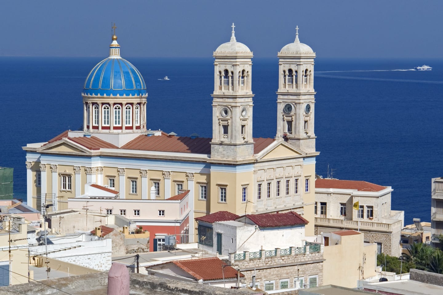 The Ultimate Mini Guide to Ermoupoli, Syros: 5 must do's
