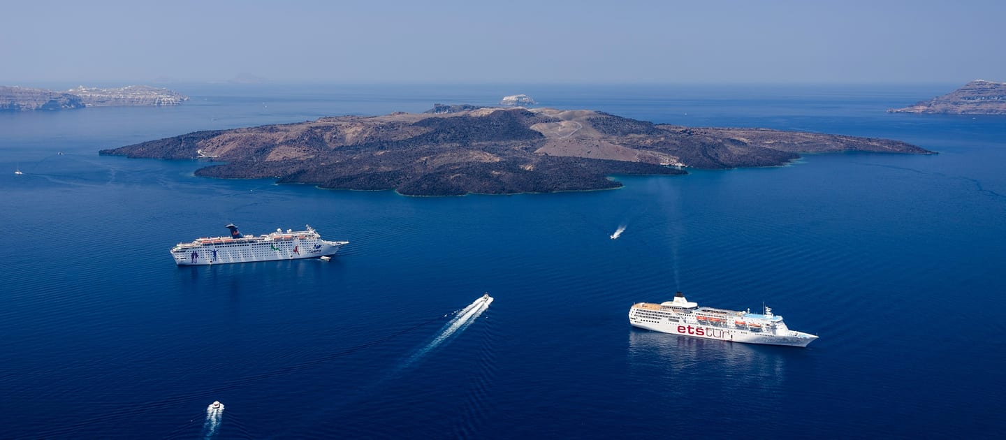 Santorini hero image
